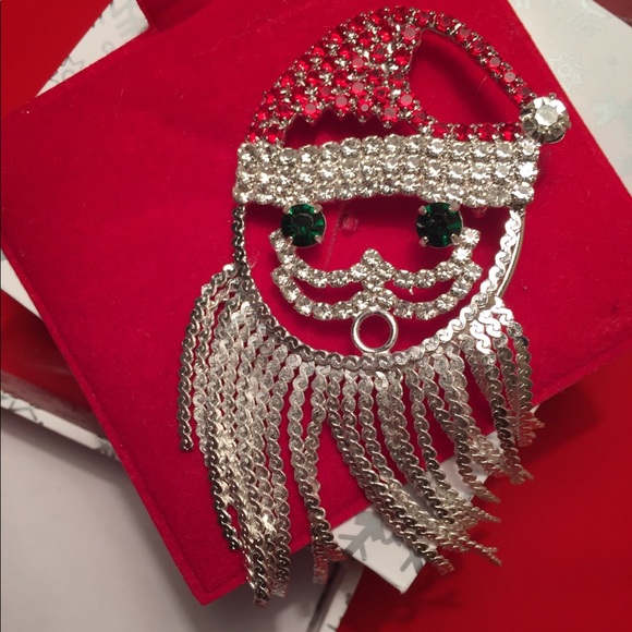 Christmas Brooch - Picture 1 of 3